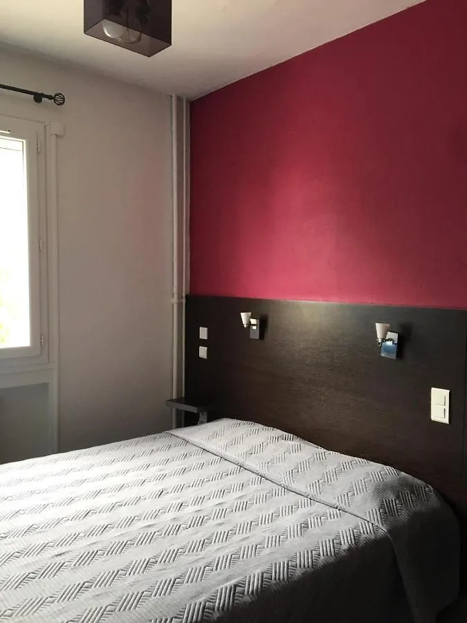 Hotel Val De Saone Lyon Caluire Rillieux Sathonay-Camp