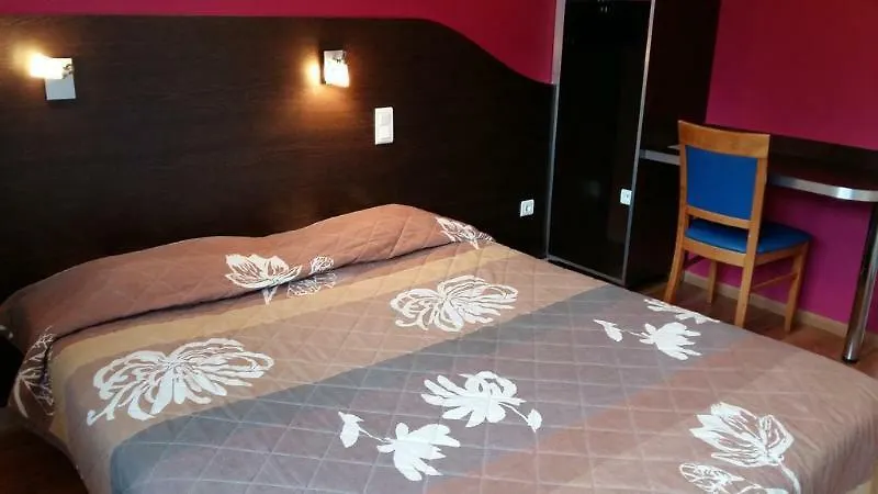 Hotel Val De Saone Lyon Caluire Rillieux Sathonay-Camp France